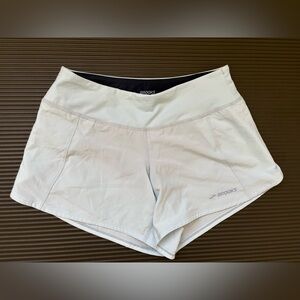 Brooks Running 5” Chaser Shorts - Light Blue